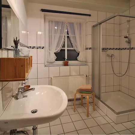 Richard Apartman